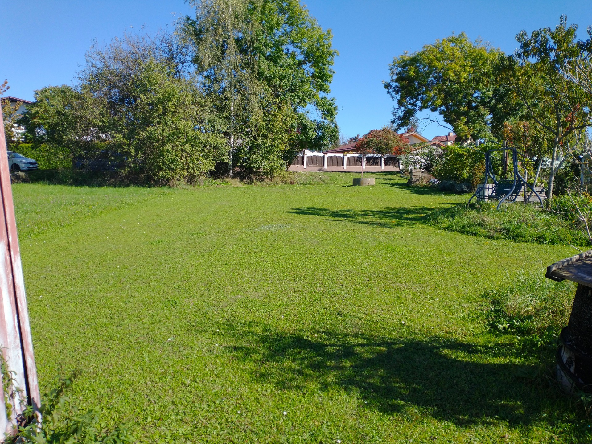 Parcela má krásný tvar, 679 m2.